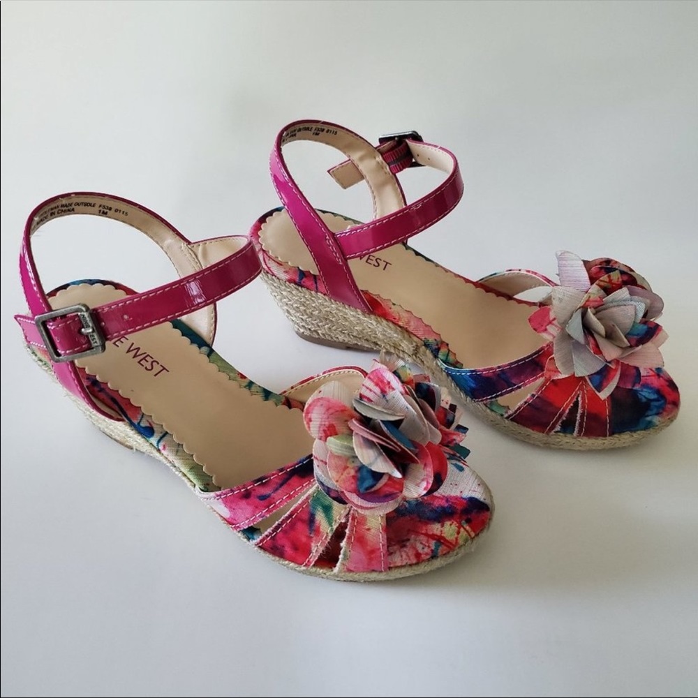 Nine West children wedges